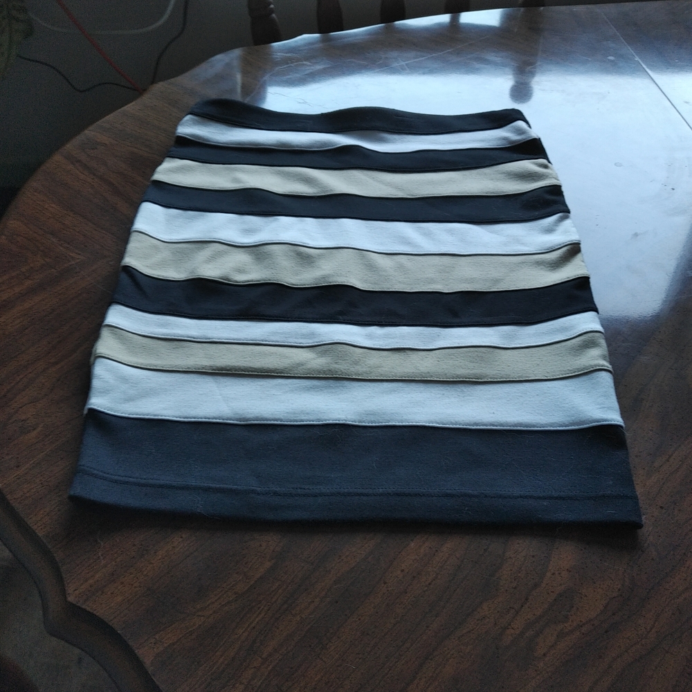 Multi stripe pencil skirt
